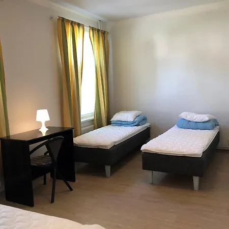 Wanha 2* Karhunmäki